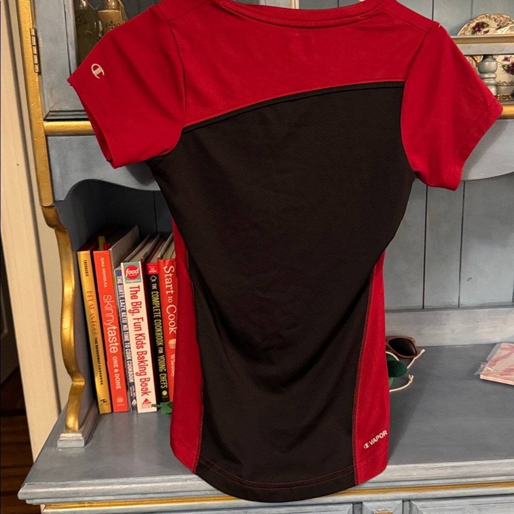 Champion Red V-Neck "BROWN UNIVERSITY" Women's Jersey - Picture 5 of 5